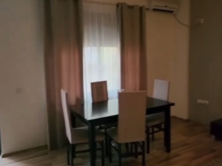 Apartament 2+1 per qera tek Eleonora !