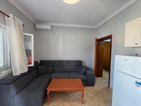 Apartment 1+1 for rent – Jordan Misja Street (near the train tracks) !