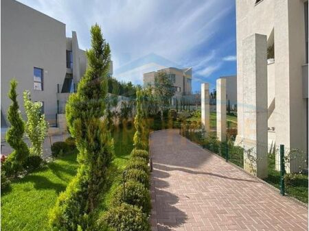 Qera, Vile 3-Kateshe, Kompleksi "Green Valley", Liqeni i Thate, Tirane