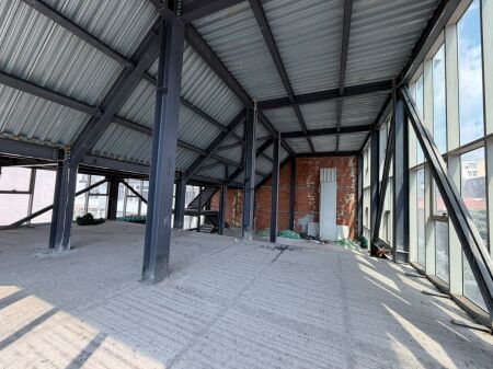 MAGAZINE ME QERA 250 M2 RRUGA BARDHYL 500.000 LEKE FH-88269