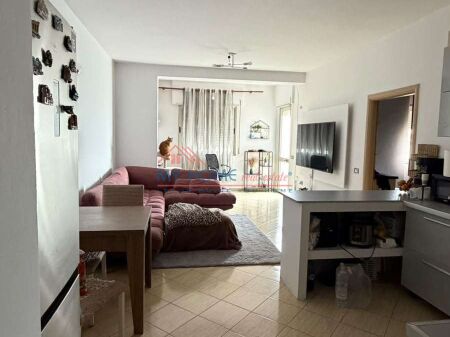 Apartment 1+1 for rent on Bill Klinton Street in Tirana