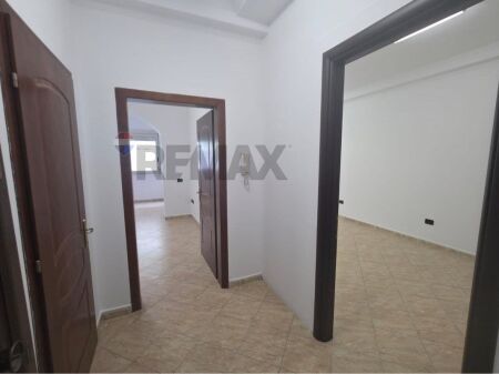 Ufficio - In Affitto - Via Brigada VIII, Tirana(ID: 530221066-311)