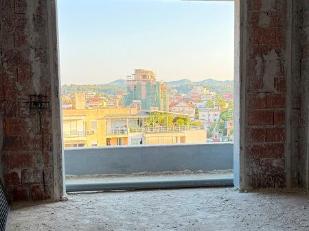  SHITET APARTAMENT 2+1+2 – ALI DEM