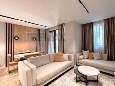 Apartment 1+1, Air Albania Stadium