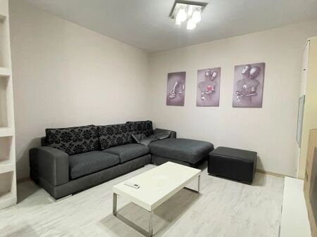 Appartamento In Affitto 1+1 Vicino Brryli (ID B2101874) Tirana