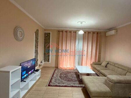 Apartament 1+1 me qera Rruga 5 Maji Tirane