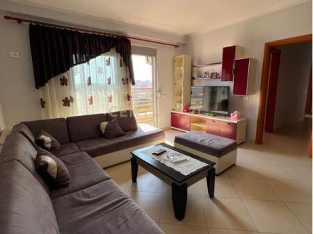JEPET ME QIRA APARTAMENT 2+1+2 TEK RAJONI I POLICIS DURRES !!