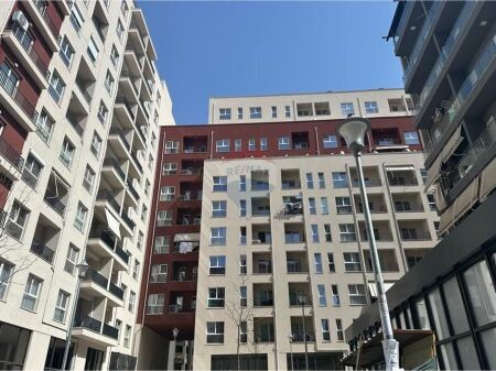 we offer a 1+1 apartment for rent at the aura complex in laprake.