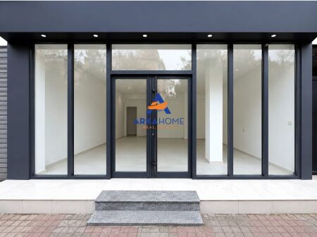 COMMERCIAL SPACE FOR SALE 48 M2 "ALBANOPOLI STREET" 120,000 EURO