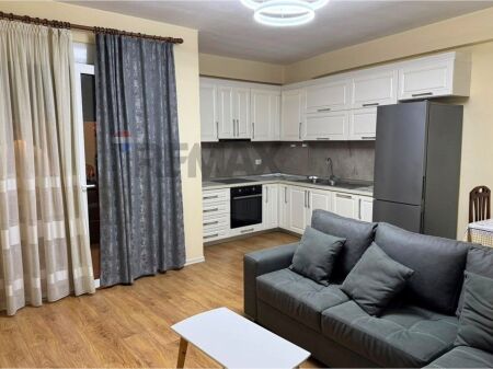 Apartament 2+1 me qira/ Kompleksi STAR