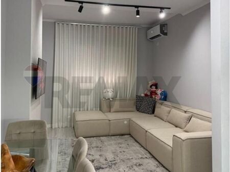 Appartamento - In Affitto - Via Liqeni i Thatë, Tirana