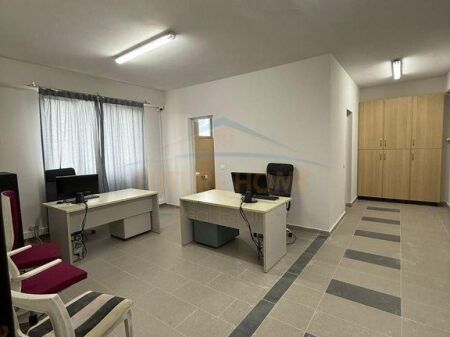 Affitto, Magazzino, Prush, Tirana UNA63653