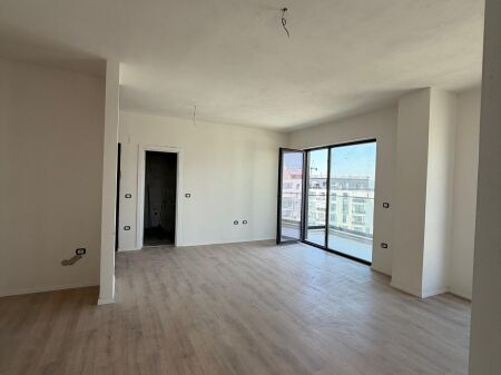 APPARTAMENTO 2+1, in VENDITA, EX CAMPO DI AVIAZIONE TIRANA
