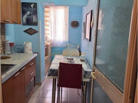 Shitet, Apartament 1+1, Irfan Tomini, Tiranë