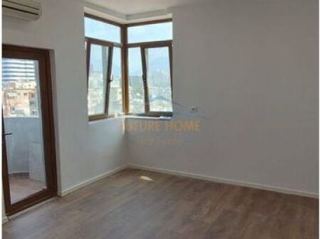Shitet, Apartament 1+1, Rruga Fadil Bodinaku, Tirane