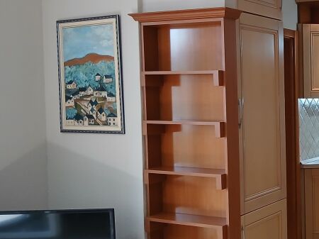 Jepet apartament 2+1 me qira tek Rruga e Kosovareve .