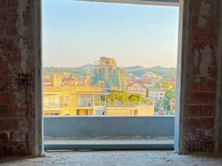 Apartament 2+1+2 për Shitje – Ali Dem, Tiranë