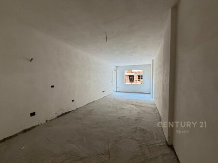 Apartament 2+1+2 Për Shitje në Paskuqan!!