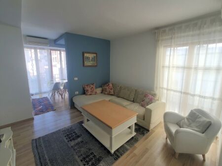Jepet Apartament me Qira NË MYSLYM SHYR | 550€ !