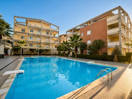 APPARTAMENTO 2+1 CON VERANDA & PARCHEGGIO, SAUK 80.000 ALL