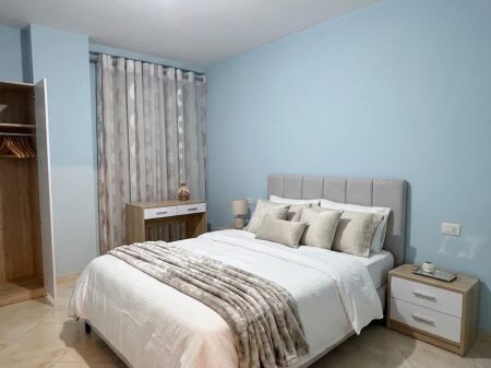 Jepet Me Qera Apartament 2+1+1 Ballkon