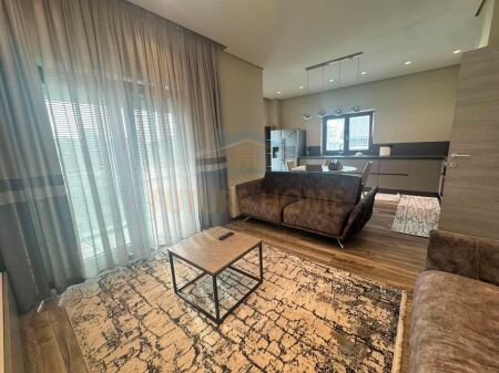Qera, Apartament 2+1 + Post Parkimi, Bulevardi Zhan D'Ark, Tirane . UNA72835