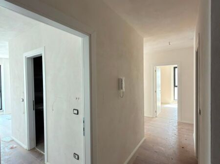 Shitet Apartament 2+1+2 – Rezidenca Turdiu, Fusha e Aviacionit