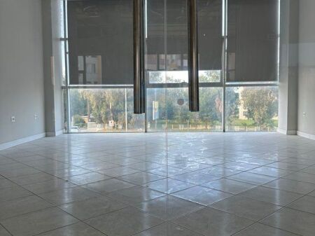  Locale commerciale in affitto, Plepa, Durres.