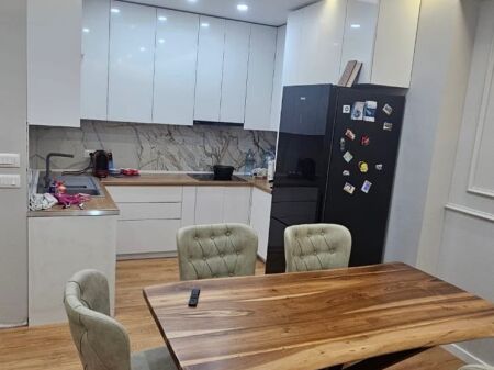 For rent 2+1 former urt durres