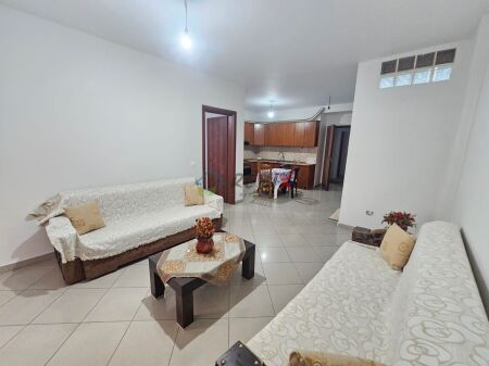  JEPET ME QERA APARTAMENT 1+1 PRANE KAZAZIT