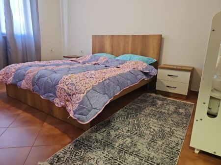 Appartamento 2+1+1 con Balcone in Affitto