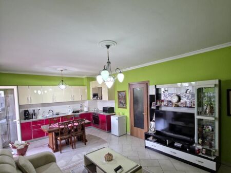 Vendita | Apartament 2 + 1 | | 270000 €
