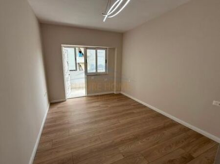 In vendita, Appartamento 1+1, Don Bosko, Tirane
