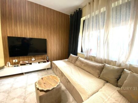 JEPET ME QERA APARTAMENT 1+1 Laprake! 500 € /Muaj 50,000 Lekë /Muaj