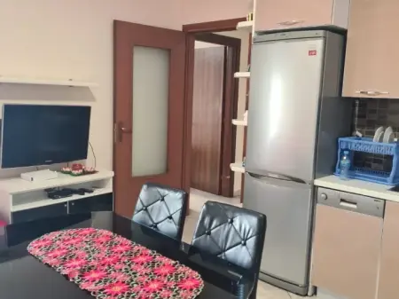 Rent | Apartament 2 + 1 | Liqeni i Thatë | 700 €/month