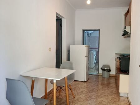 Affitto | Shtëpi private 1 + 1 | ish-Tregu Elektrik | 350 €/mese