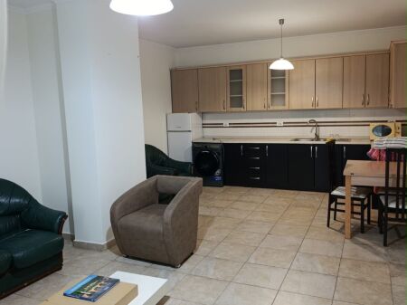 🏠 Appartamento 1+1 in affitto – Zogu i Zi Appartamento 1+1 in affitto nella zona di Zogu i Zi