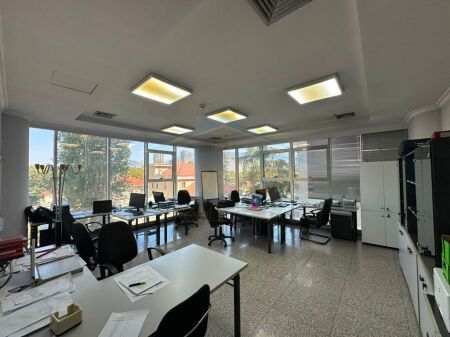 QERA AMBJENT BIZNESISKY TOWER BLLOK