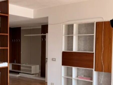 Appartamento 2+1+2+Cucina Separata in affitto a Sauk, vicino all'Hotel Baron, Via Elbasan.