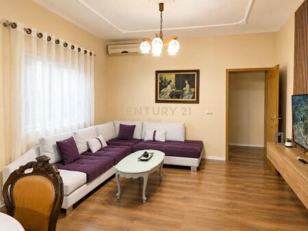 🏡 JEPET ME QIRA APARTAMENT 3+1+3 – ISH FUSHA E AVIACIONIT, TIRANË