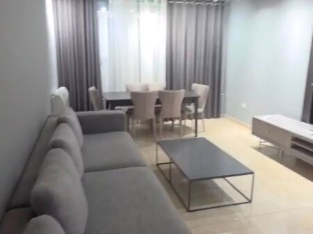 Via Dritan Hoxha, Complesso Karavan, appartamento in affitto, 2+1+2+parcheggio, 85.000 Leke
