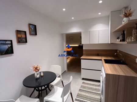 JEPET ME QERA APARTAMENT 1+1 "MULLIRI,RRUGA E DURRESIT" 60.000 LEKE