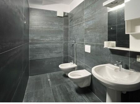 Apartament 3+1+2 Per Qira Ne Astir 760 € /Muaj 70,000 Lekë /Muaj