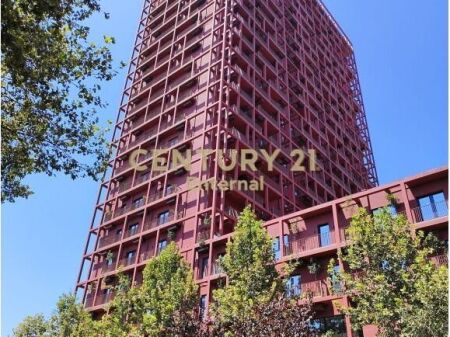 Apartament 3+1+2 me qira tek Garden Building, Rruga e Kavajes