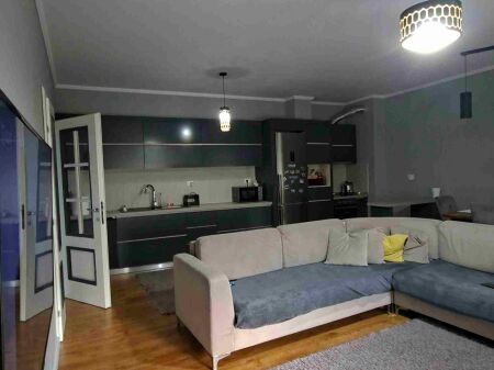 Appartamento 2+1+2 in affitto Don Bosko 70.000 LEKE