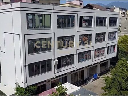 Ambient biznesi me Qera 450m2, Irfan Tomini