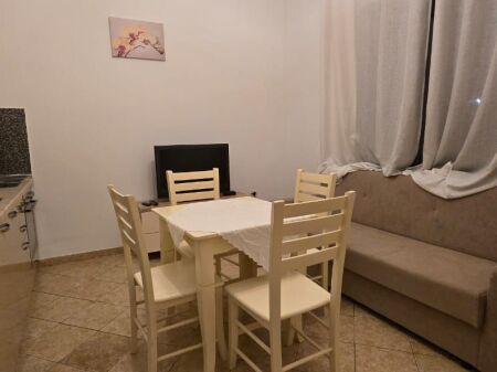 Qera | Shtëpi private 1 + 1 | Bulevardi i Ri | 330 €/muaj