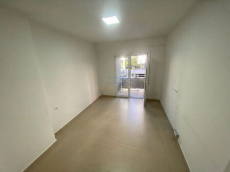 Qera,Apartament 2+1+2, Rruga e Kosovareve, Tirane