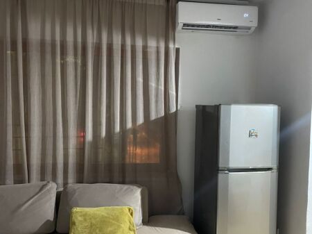 Apartament 1+1 me qira – Perballë Harry Fultz !