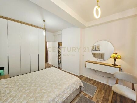 Modern 2+1 Apartment for Rent at “Rezidenca Xheluks”